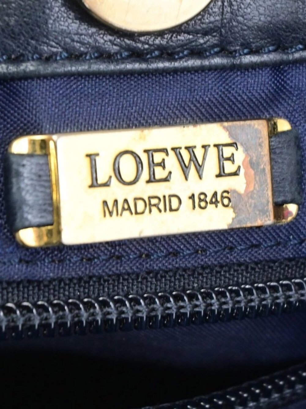 LOEWE Logo Drawstring Anagram Shoulder Bag Leather Navy Blue GHW Spain 83KD267 - Picture 15 of 16